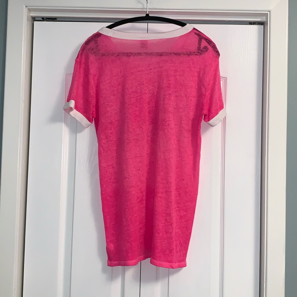 PINK VICTORIA’S SECRET short sleeve lightweight t-shirt women’s size small pink - Picture 3 of 7